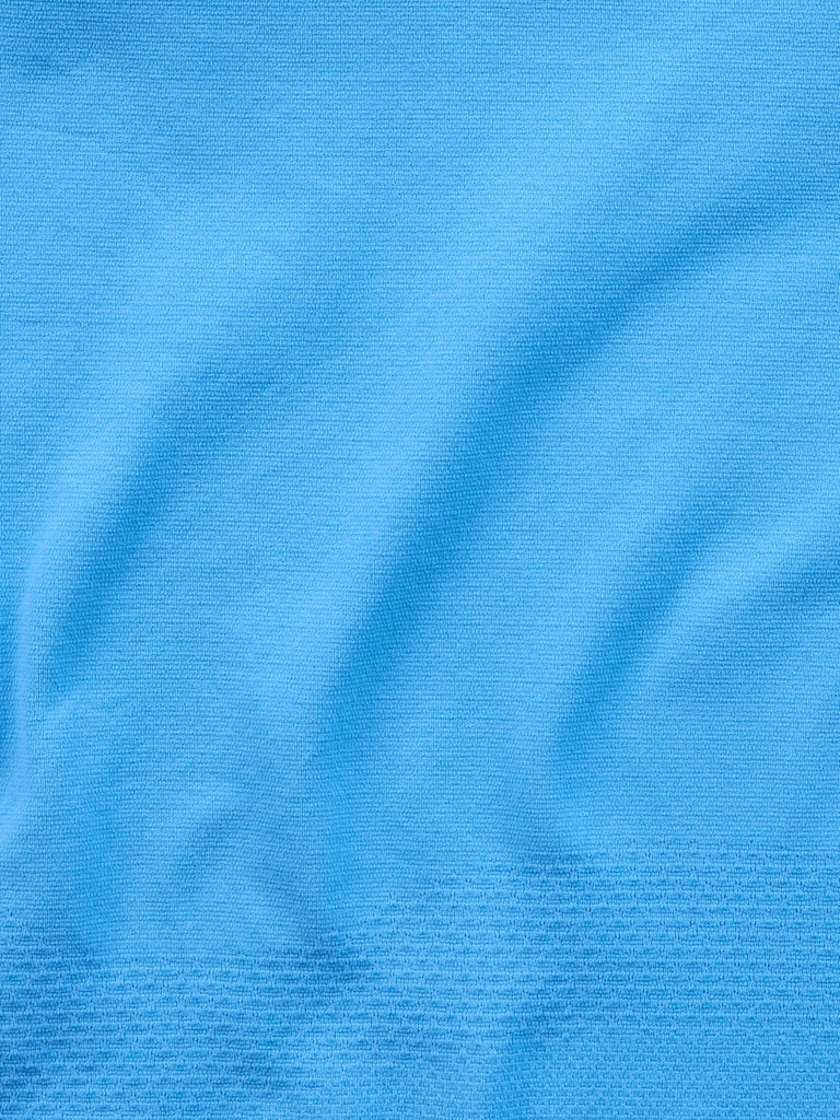 Momentum Flex Crop Tee