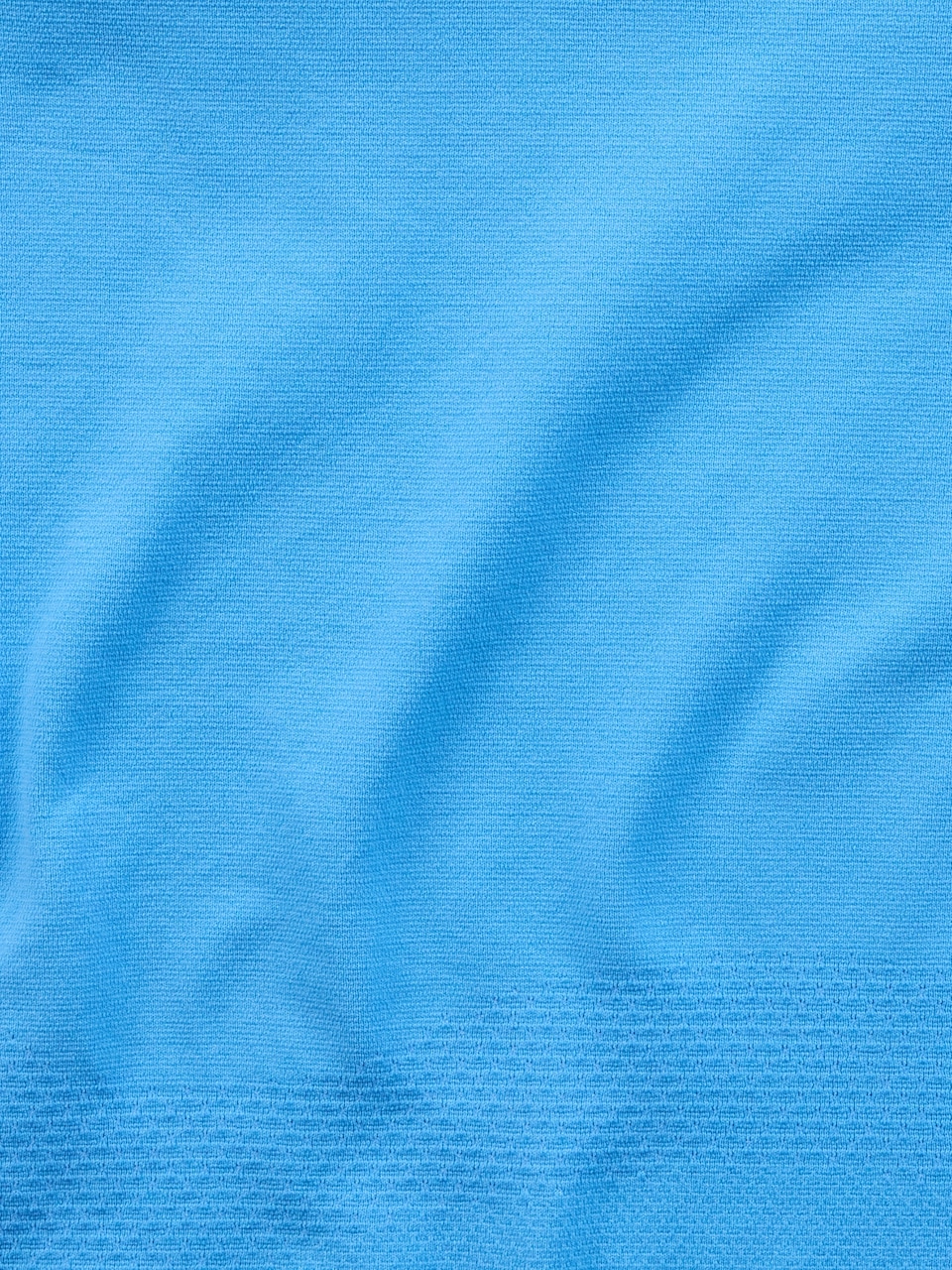 Momentum Flex Crop Tee