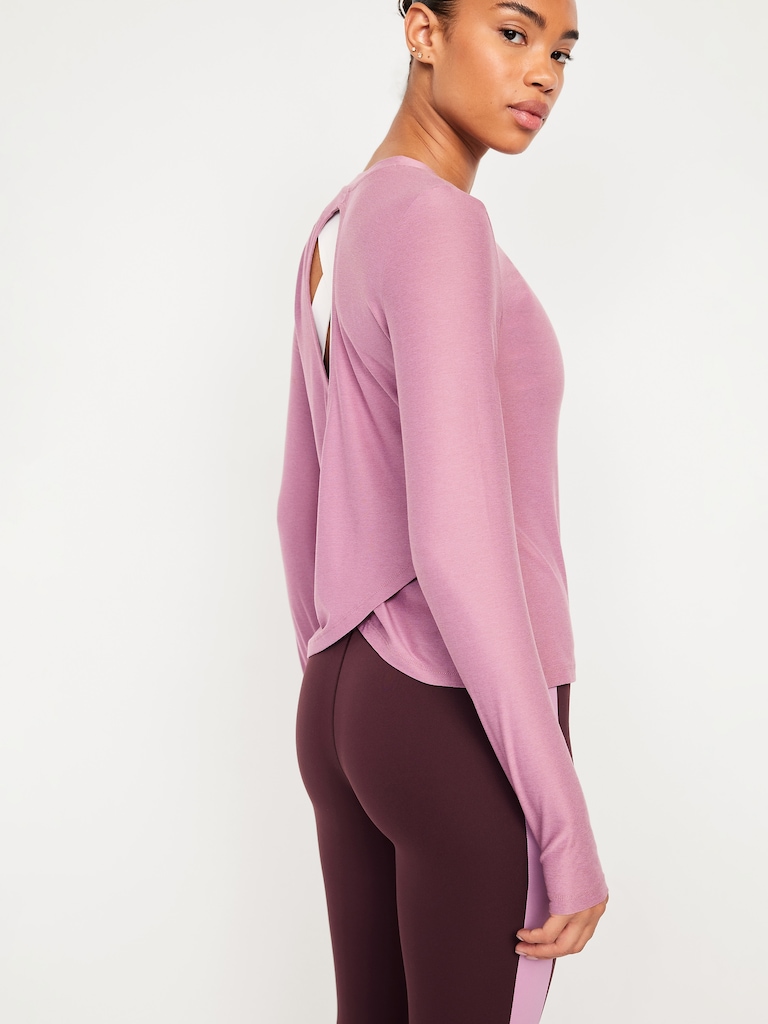 CloudMotion Keyhole Wrap Back Top