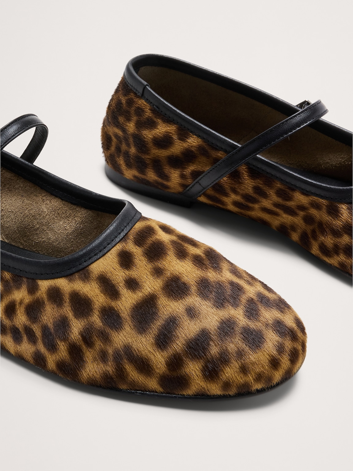 Laurel Mary Jane by Freda Salvador