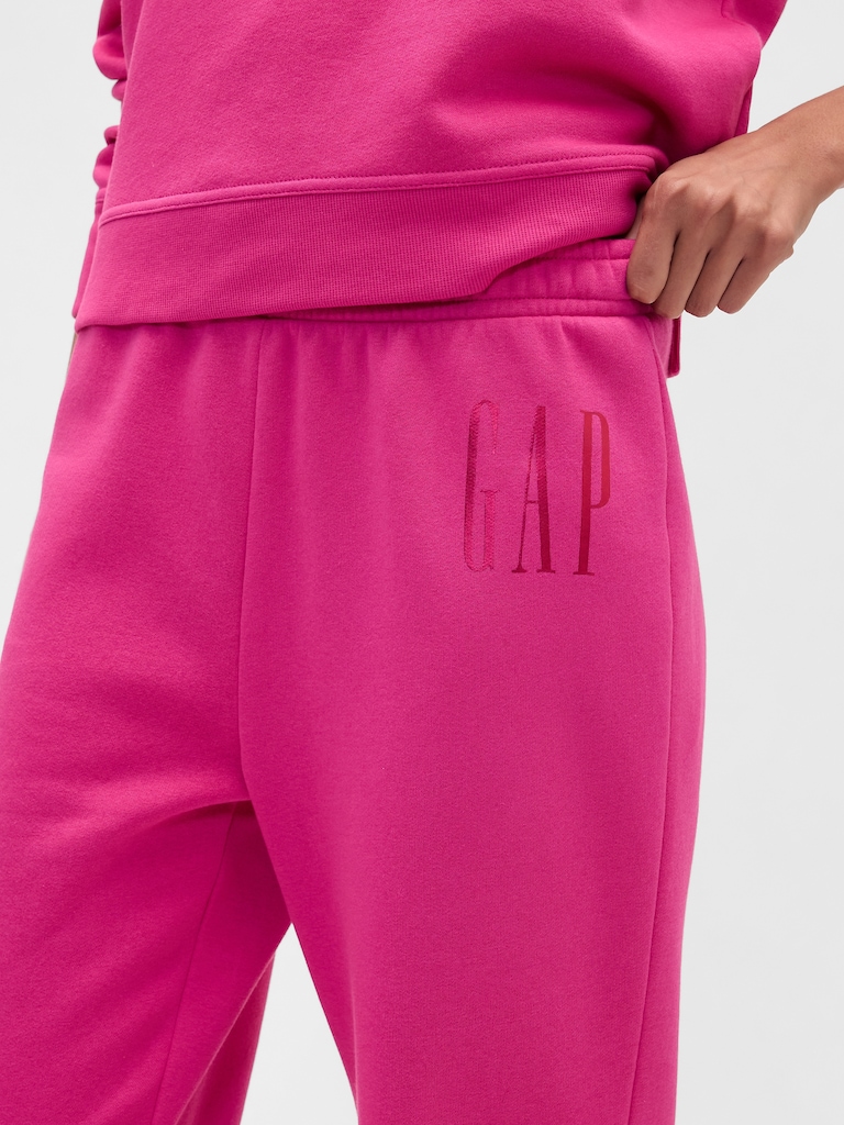 Gap Logo Pull-On Slim Sweatpants