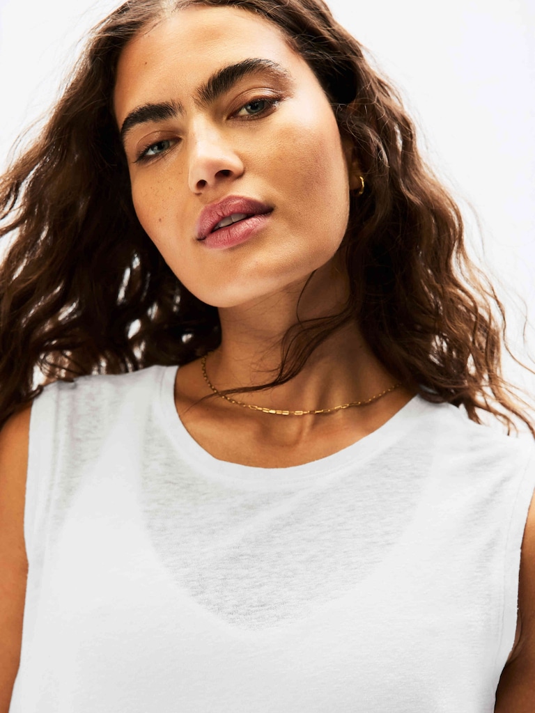 Getaway Linen Blend Muscle Tank