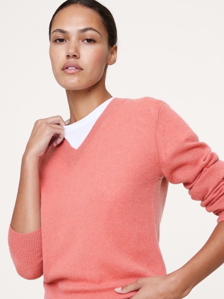 Lightweight Cashmere V-Neck Sweater