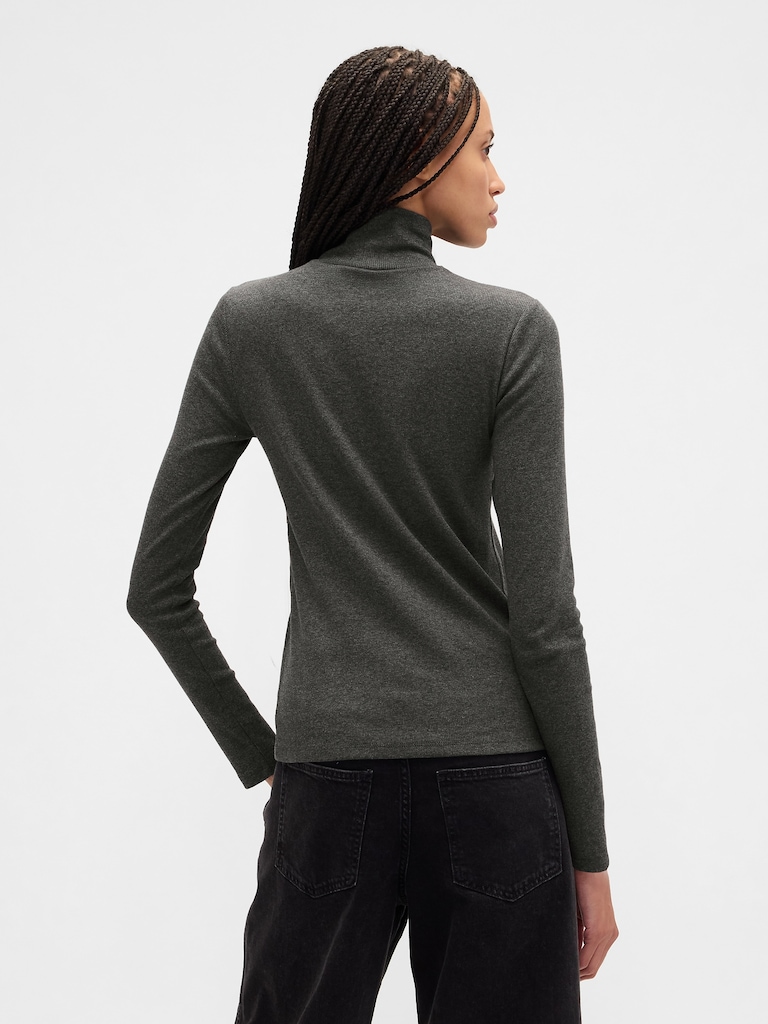 Ribbed Turtleneck T-Shirt