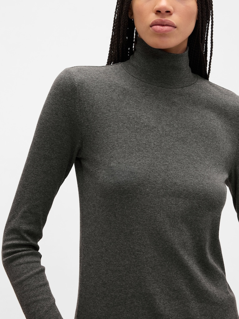 Ribbed Turtleneck T-Shirt