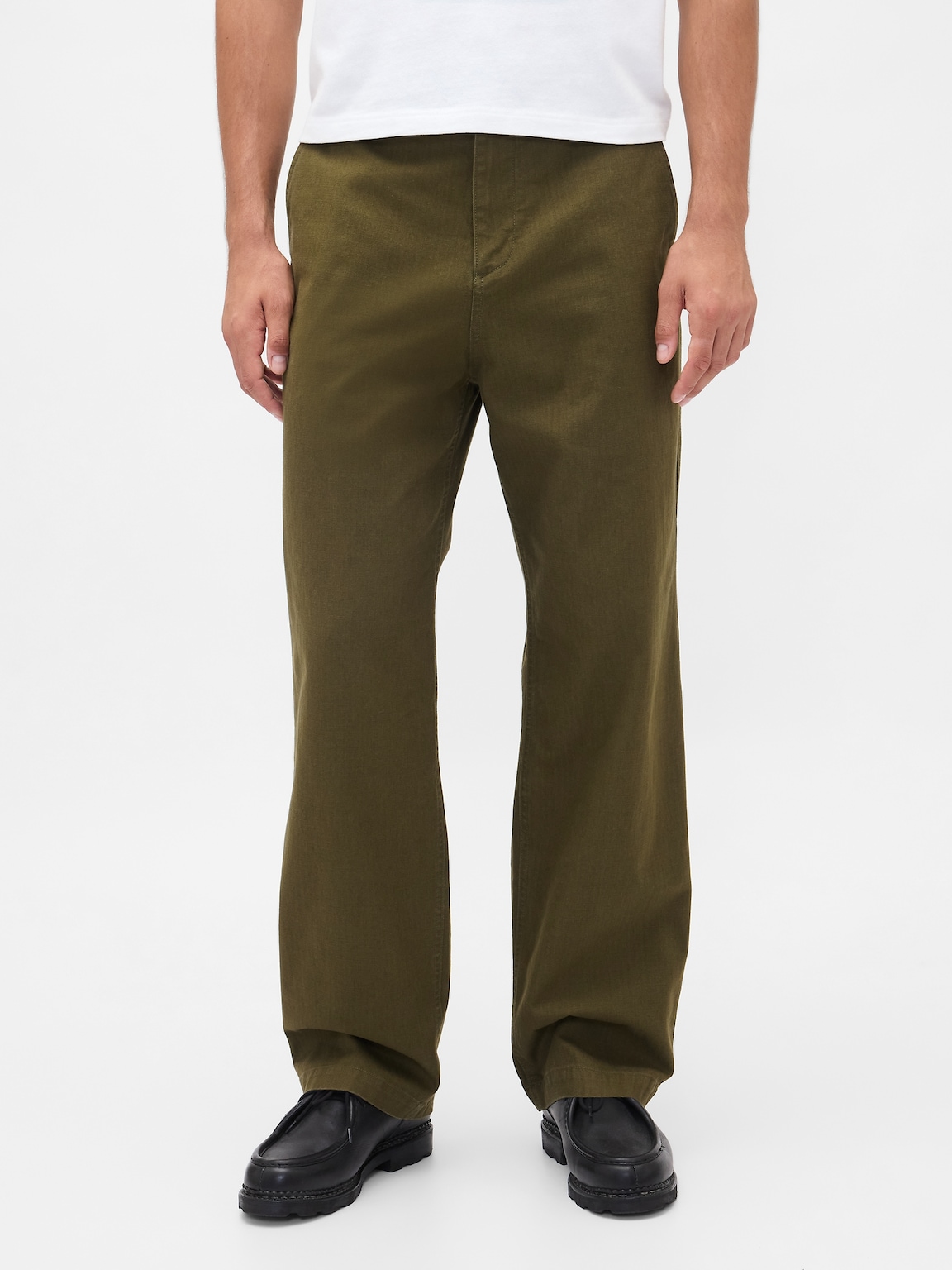 Modern Baggy Khakis