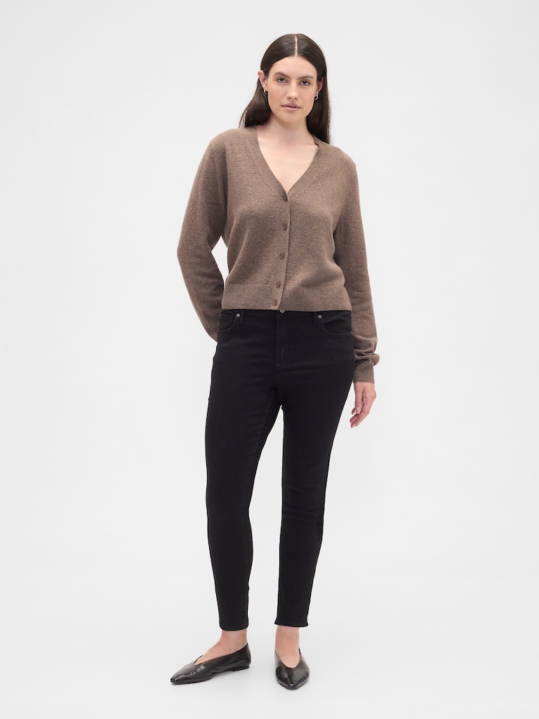 Mid Rise Universal Skinny Jeans