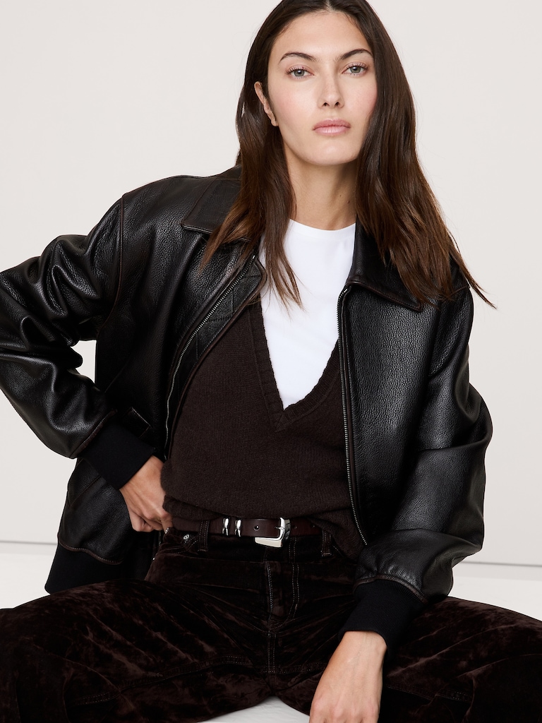 Lightweight Cashmere Low V-Neck Sweater