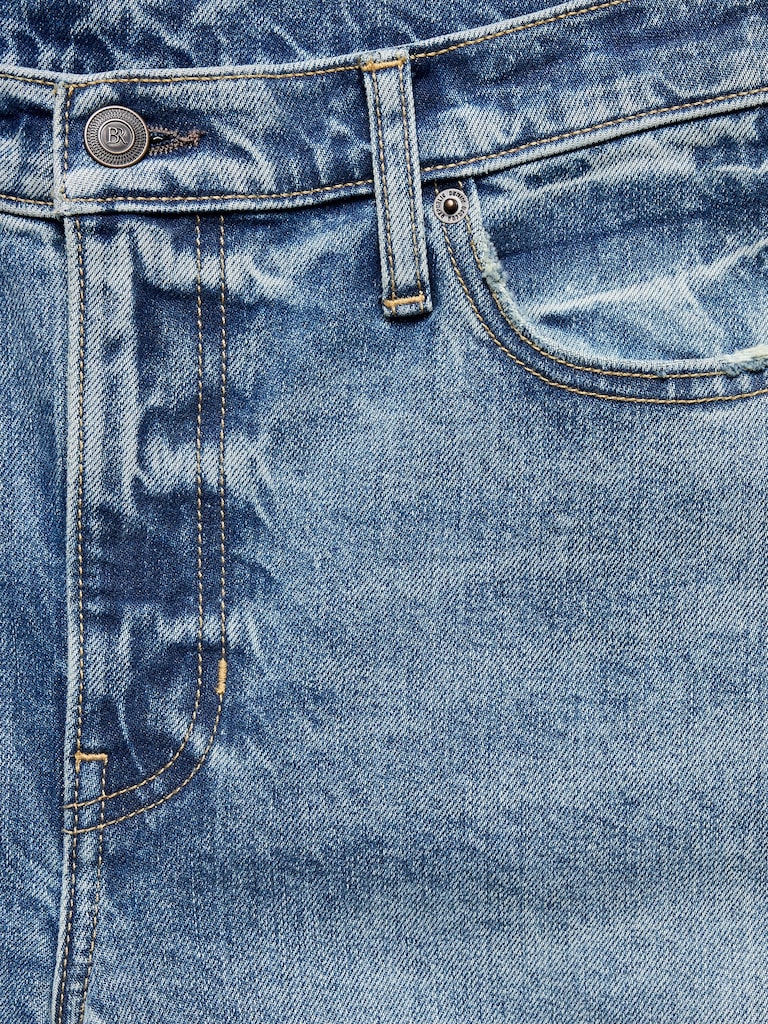 High-Rise Loose Twisted Barrel Jean