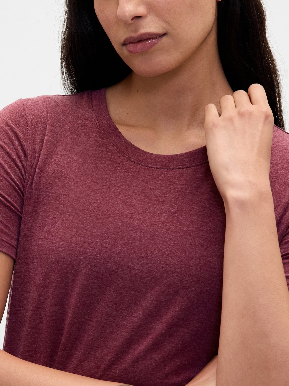 GapFit Breathe T-Shirt