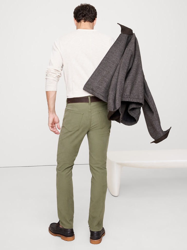 Slim Traveler Pant
