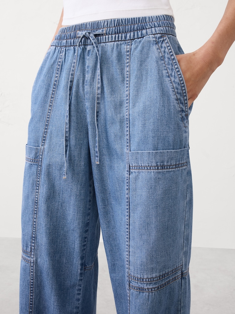 Wide-Leg Mid-Rise Cargo Pull-On Jean