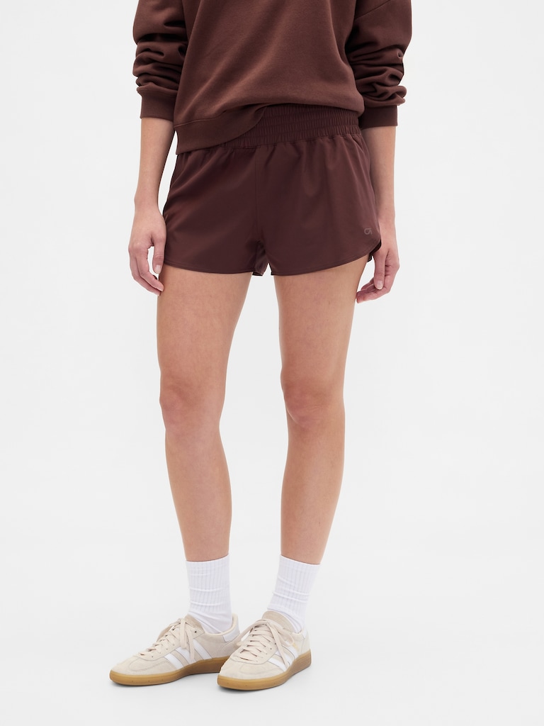 GapFit 3" Mid Rise Runaround Shorts