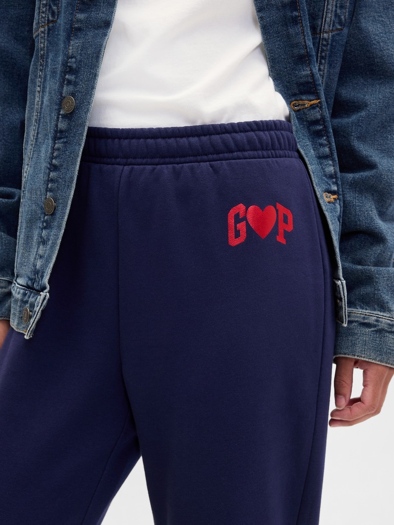 Gap Logo Pull-On Slim Sweatpants