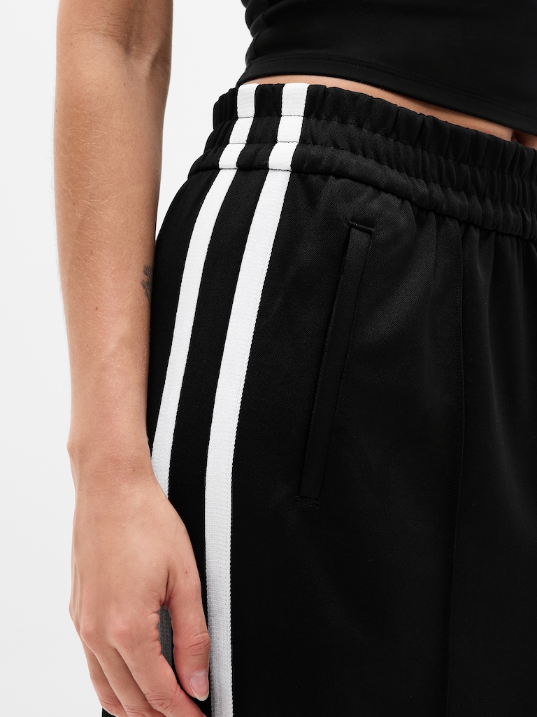 Tempo Mid Rise Wide Leg Track Pant