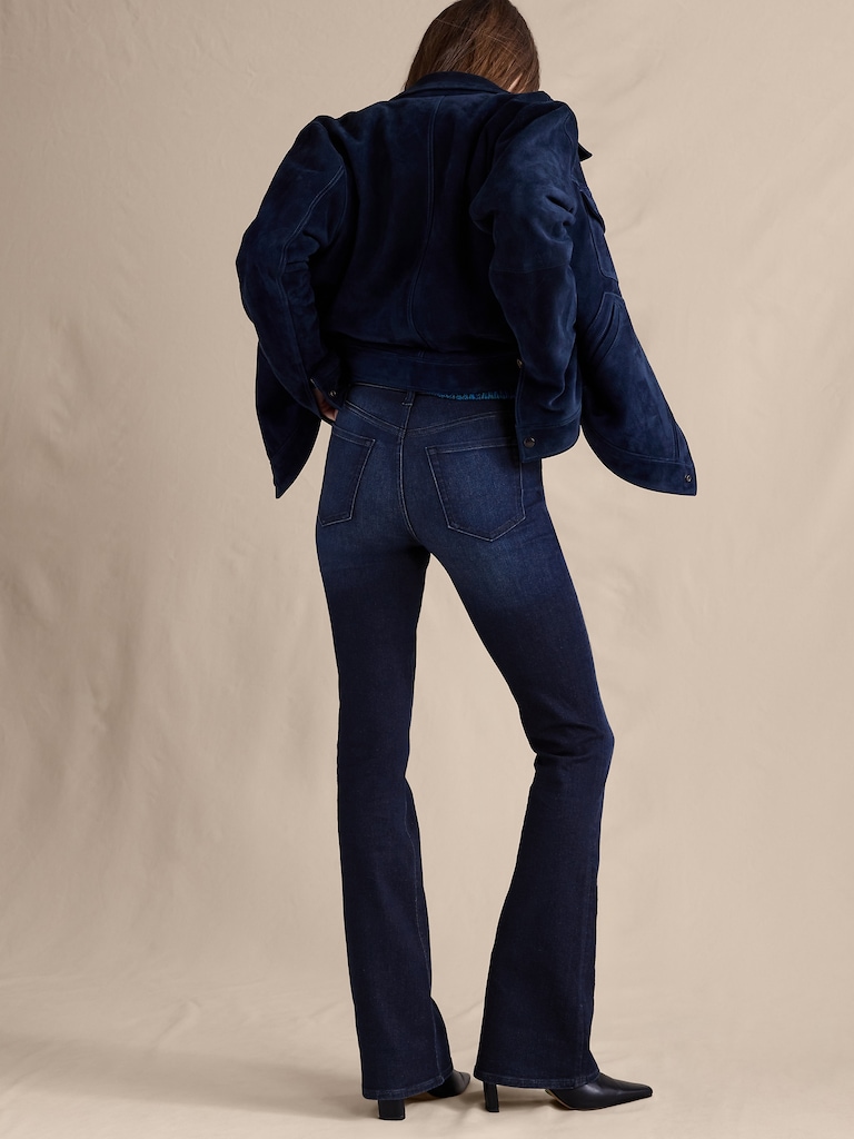 Mid-Rise Flare Jean