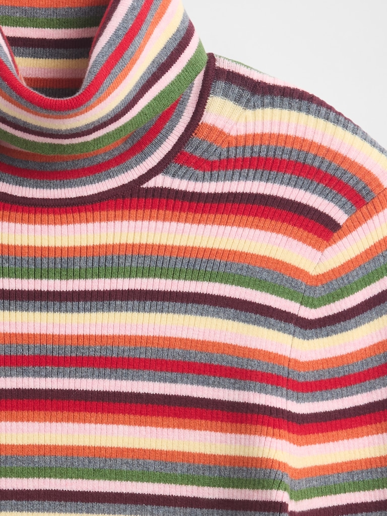 CashSoft Stretch Turtleneck Sweater