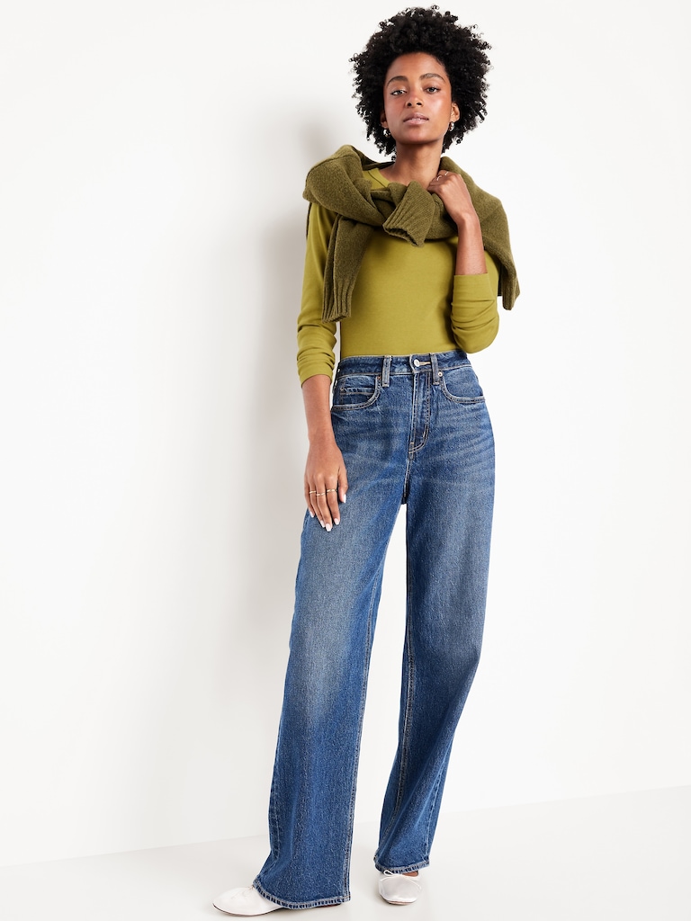 Snug Long-Sleeve Crew-Neck T-Shirt