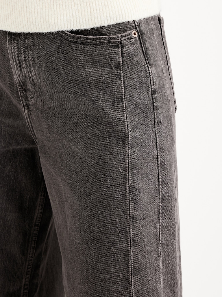 High-Waisted Barrel Ankle Jeans