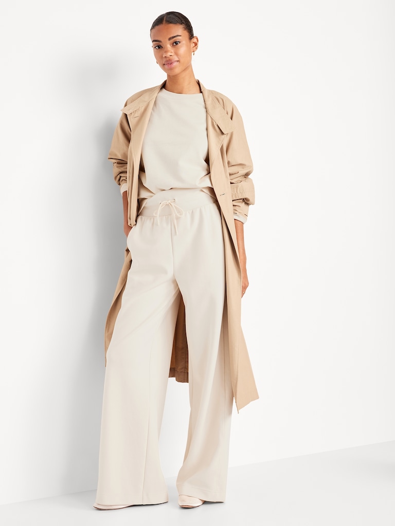 SoComfy Oversized Raglan Sweatshirt