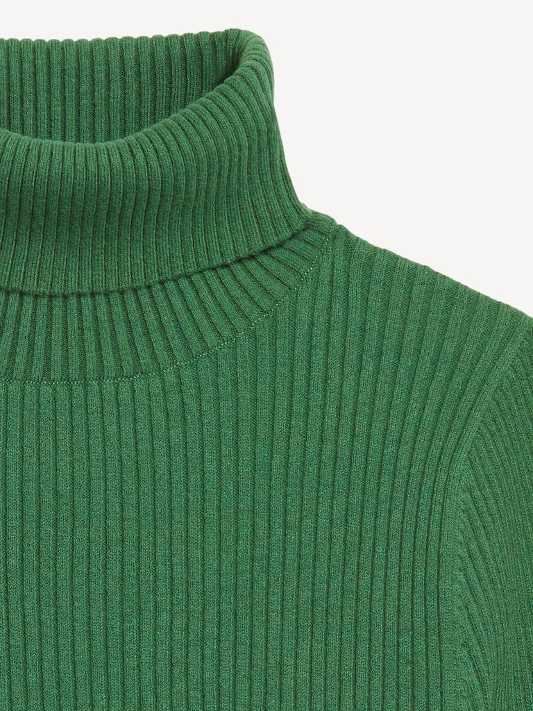 SoSoft Lite Rib Turtleneck Sweater