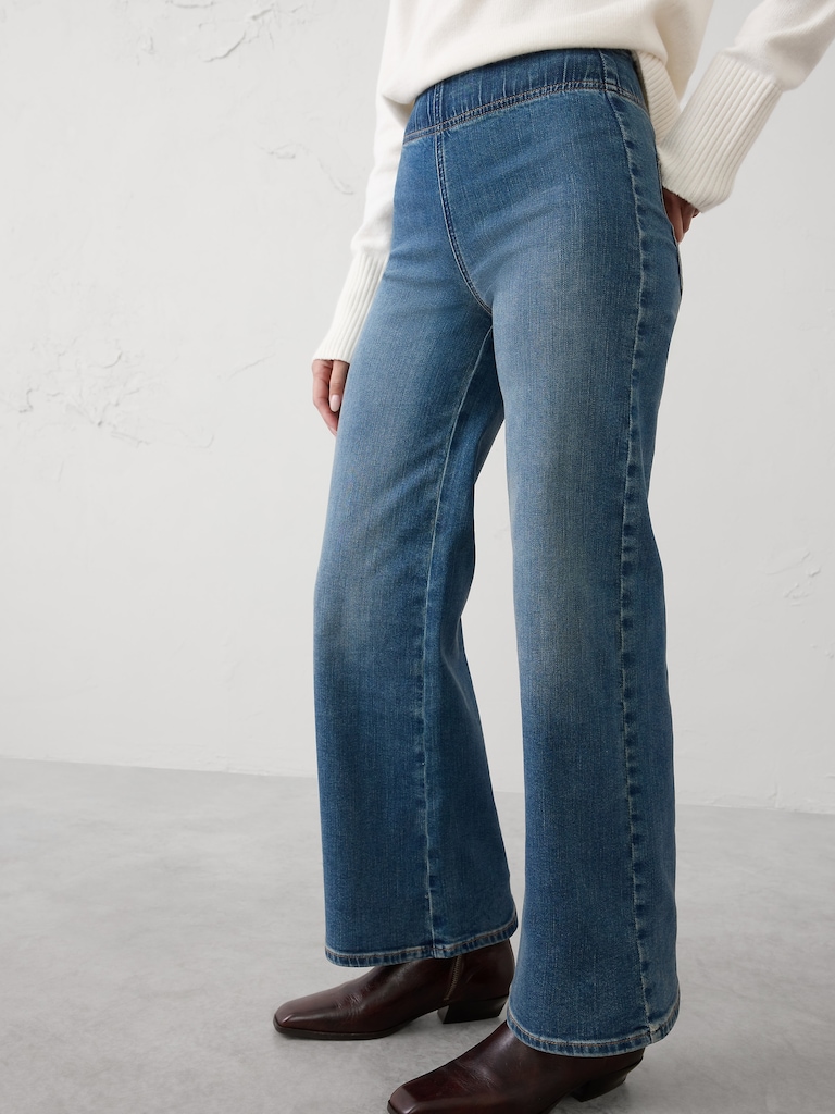 Wide-Leg High-Rise Pull-On Jean