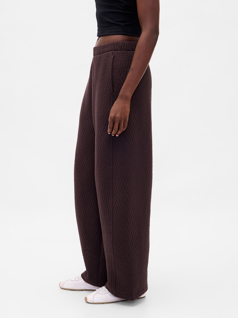 GapFit Quilted Jacquard Barrel Pants