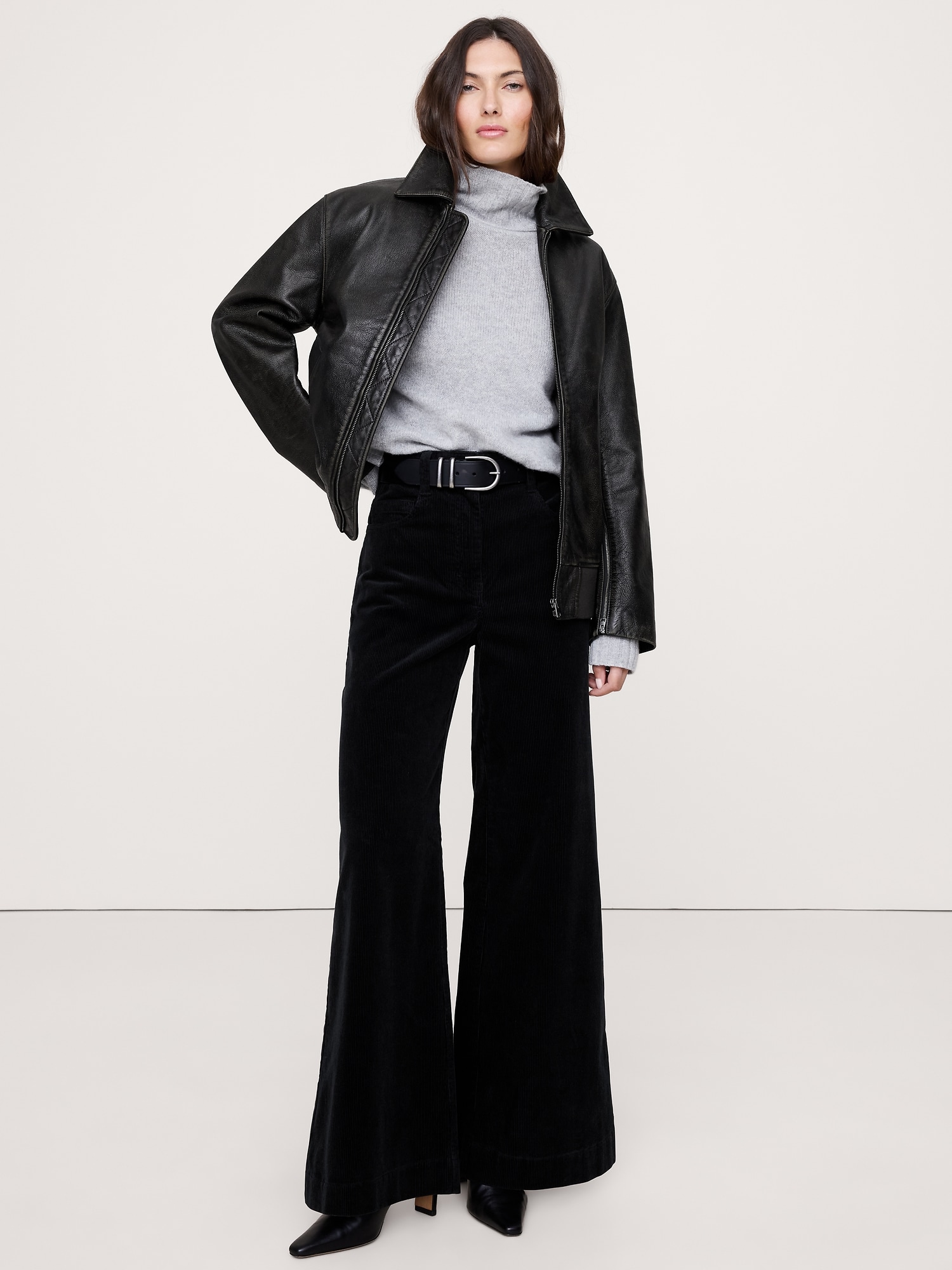 High-Rise Wide-Leg Corduroy Pant