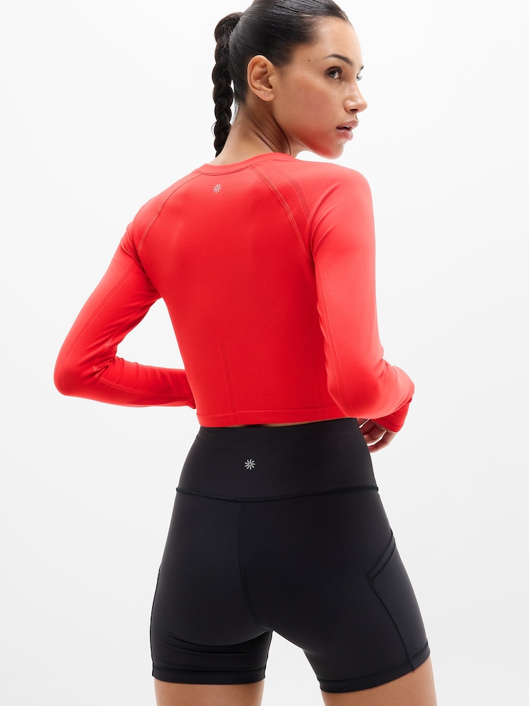 Momentum Flex Crop Top