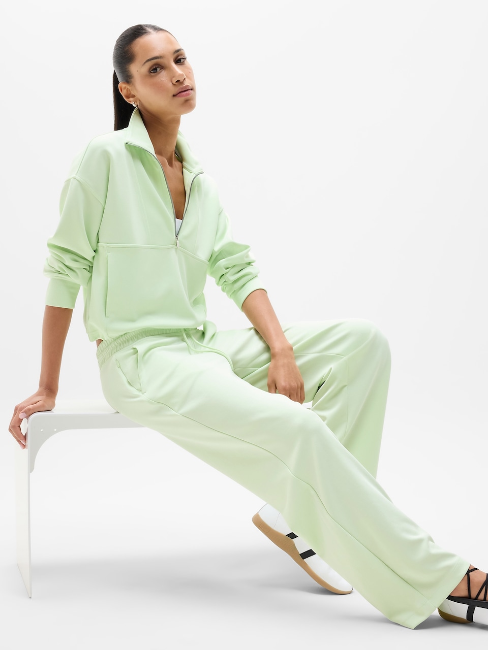 Seasoft Mid Rise Straight Pant
