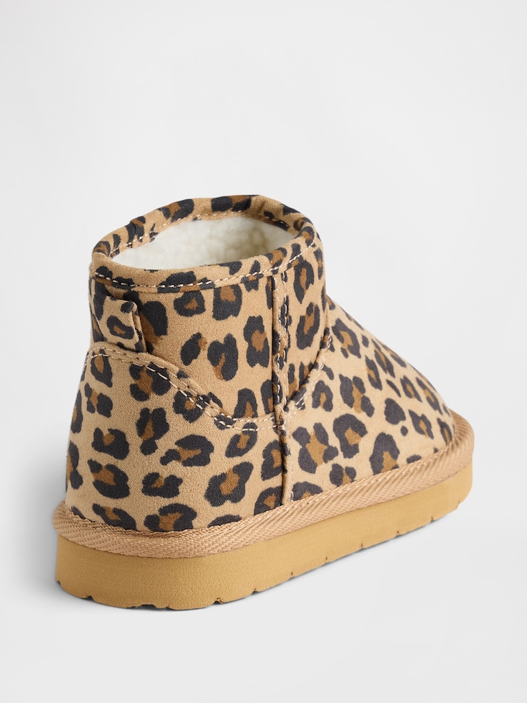 Toddler Vegan Suede Sherpa-Lined Boots