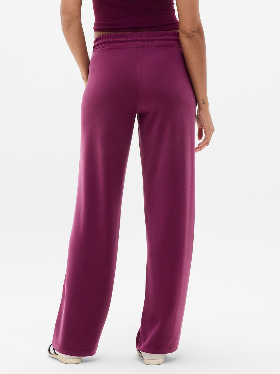 Seasoft Mid Rise Straight Pant