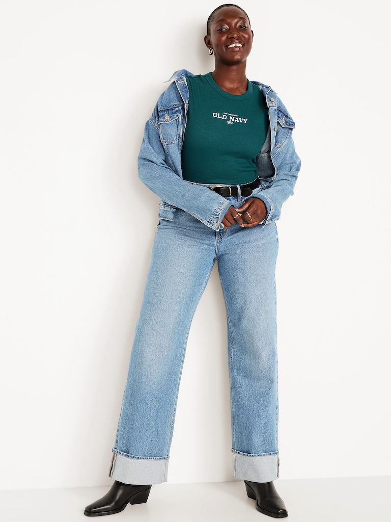 Snug Logo-Graphic T-Shirt