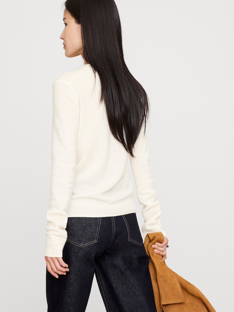 Lightweight Cashmere Crew-Neck Sweater