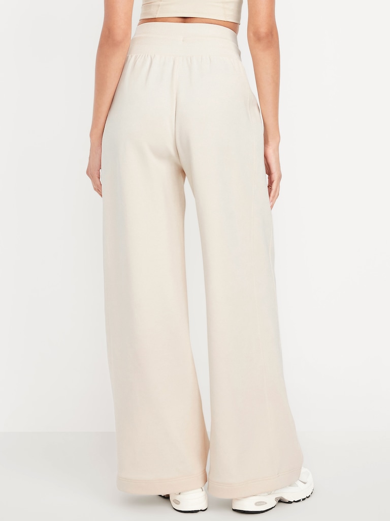 Extra High-Waisted Dynamic Fleece Wide-Leg Sweatpants