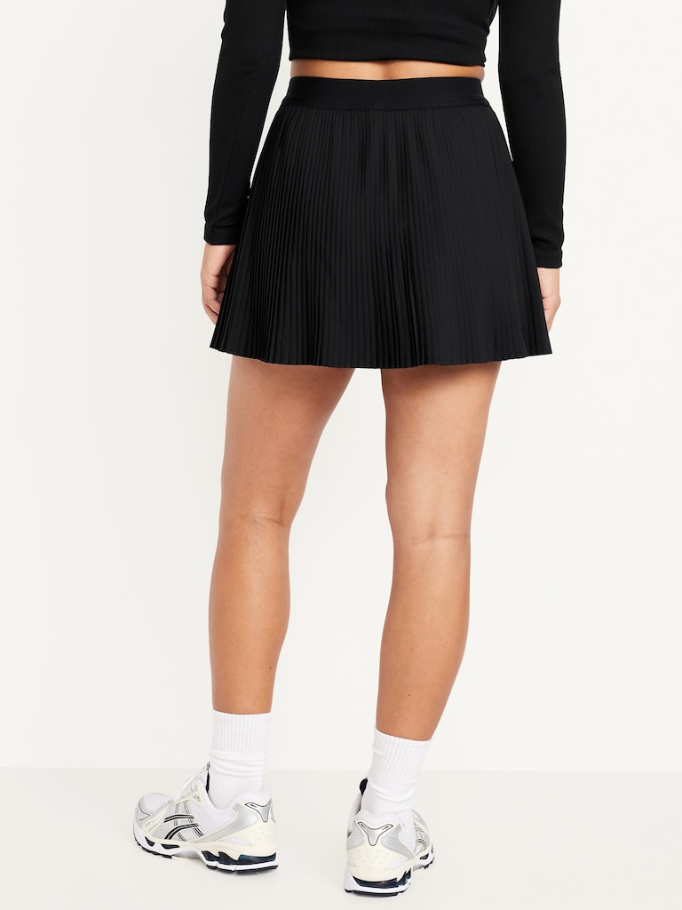 Extra High-Waisted Micro-Pleated Performance Skort