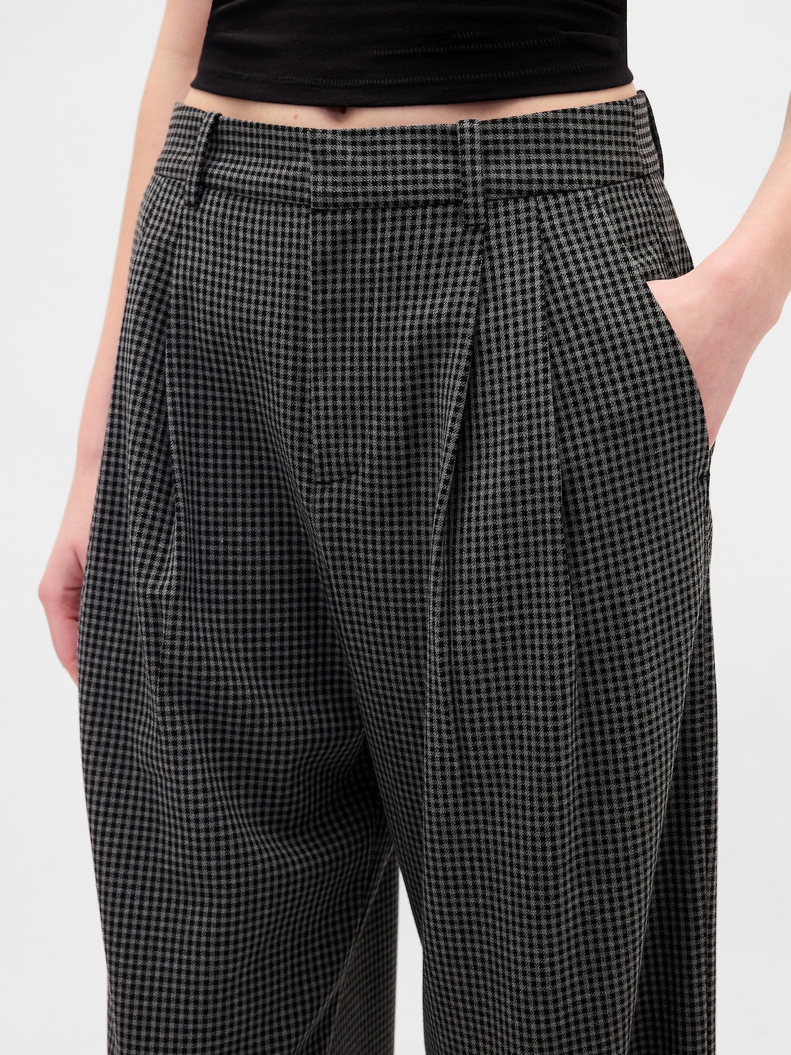 365 High Rise Brushed Twill Pleated Trousers