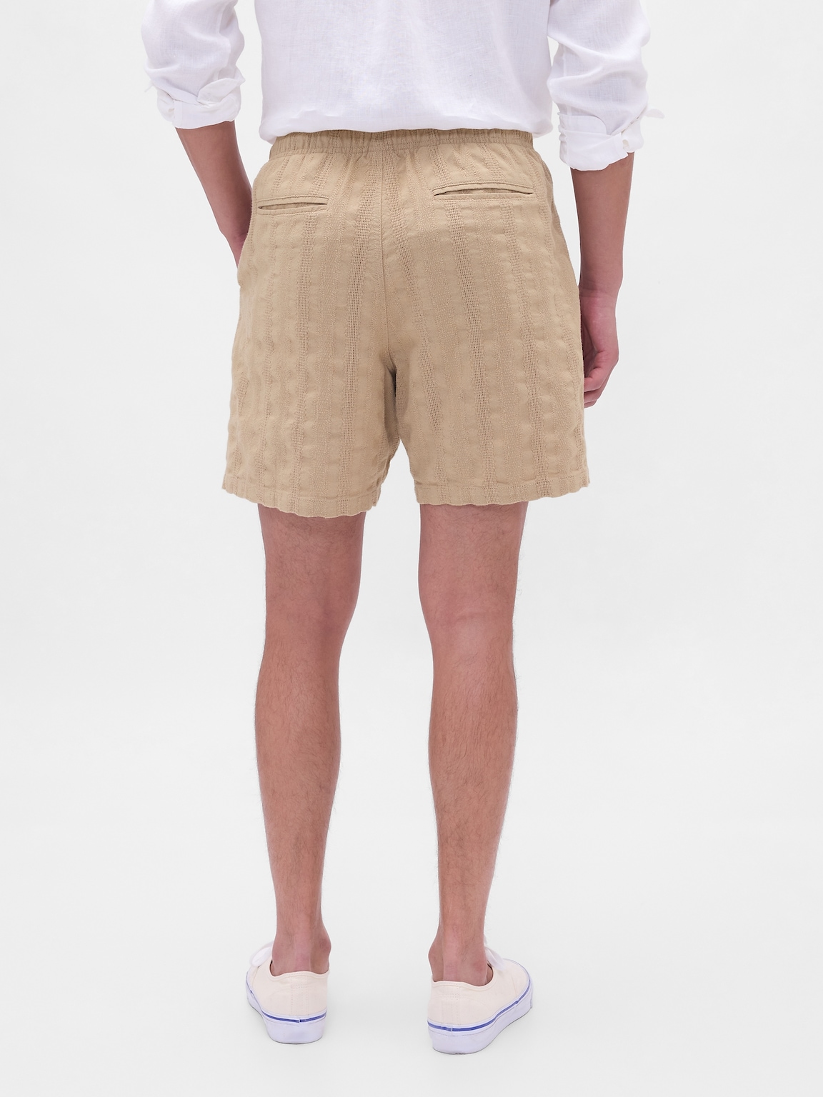 7" Textured Easy Shorts