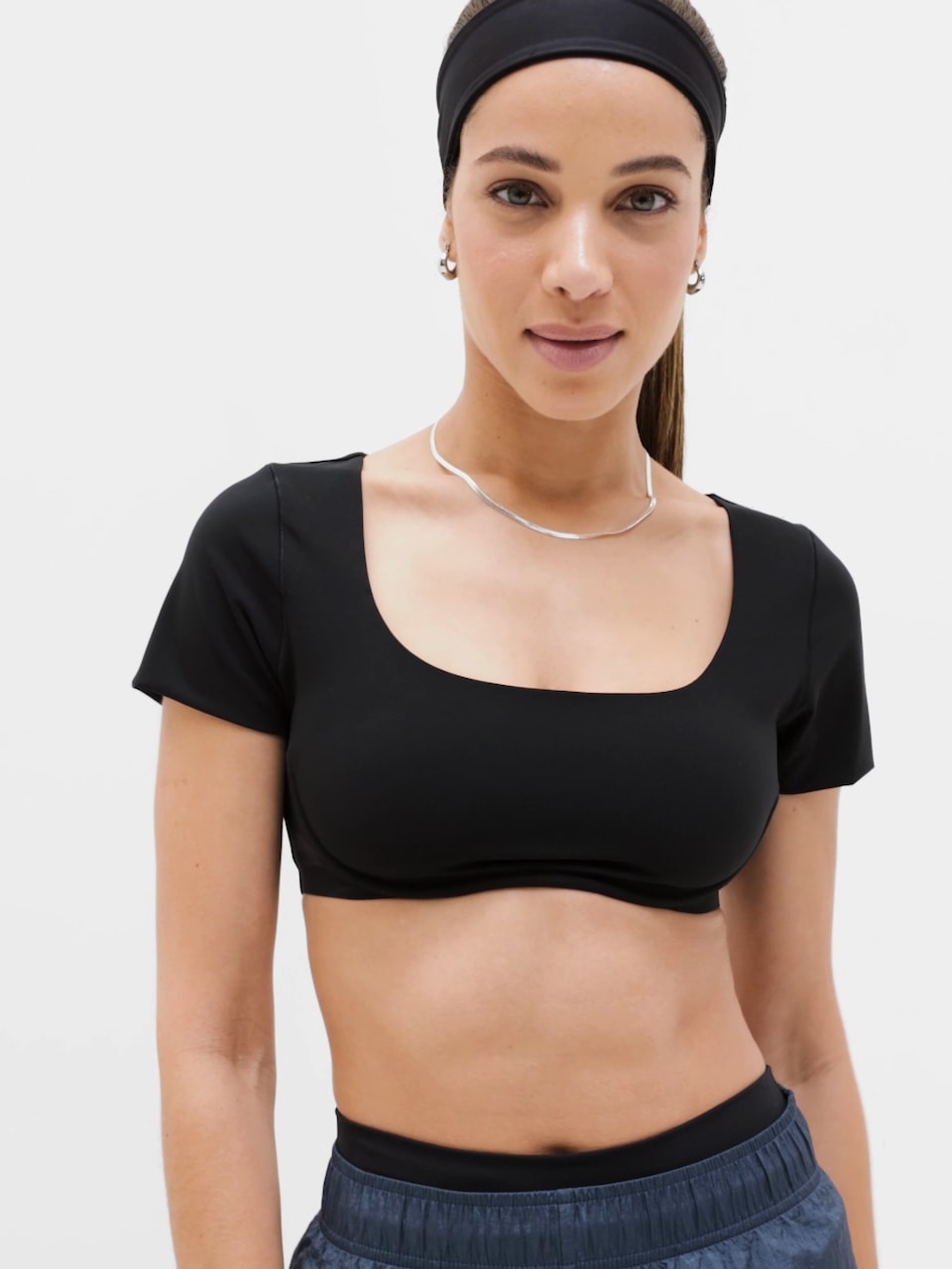 BodyMove Square Neck Crop Tee