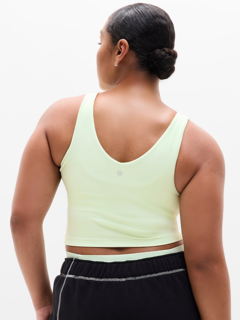 Transcend V-Neck Crop Sports Bra D-DD