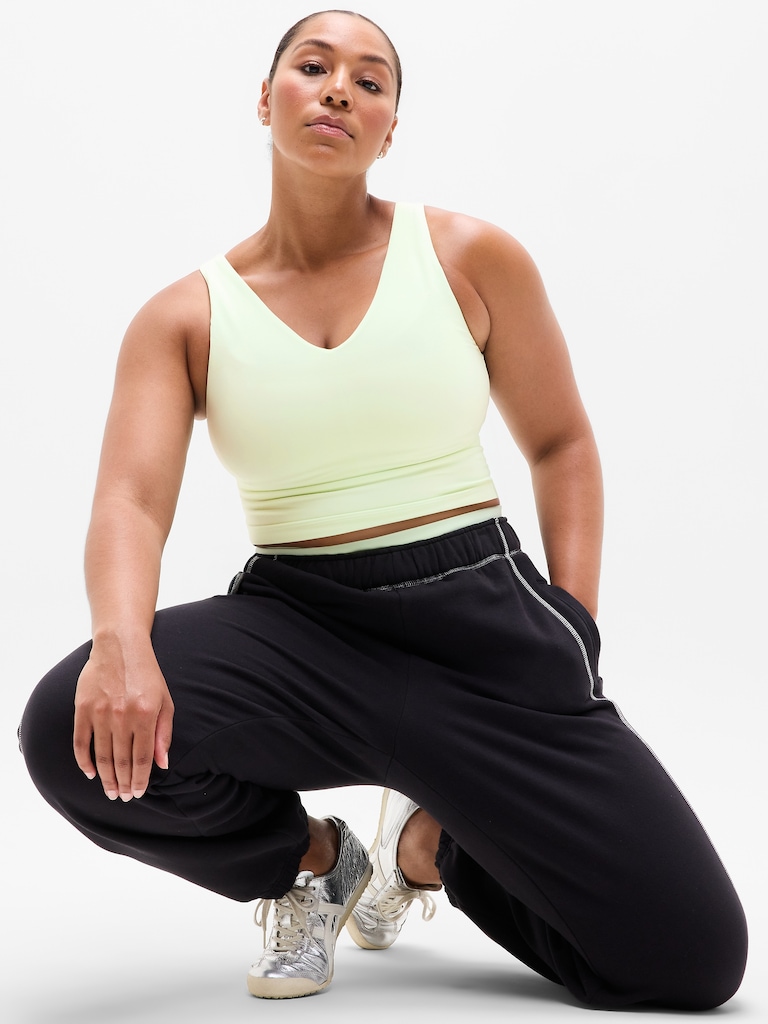 Transcend V-Neck Crop Sports Bra D-DD