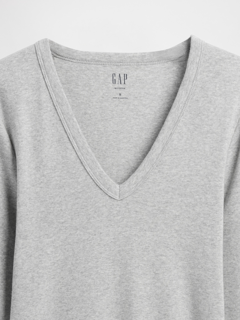 Modern V-Neck Shrunken T-Shirt