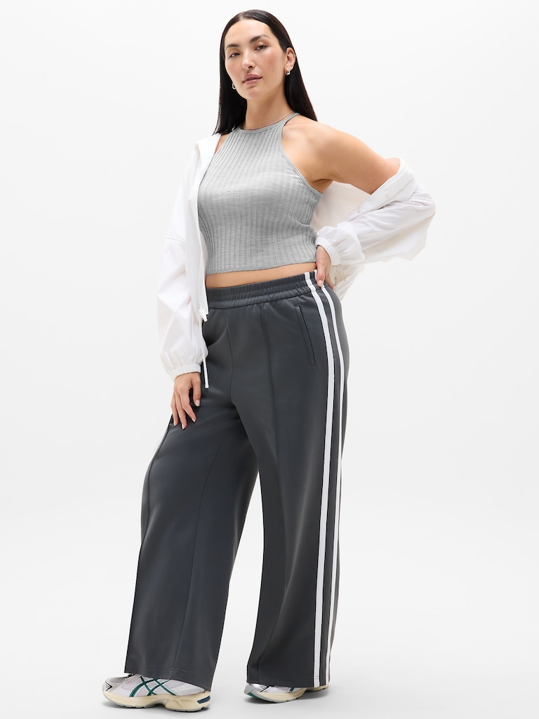 Eternal Seamless Crop Tank