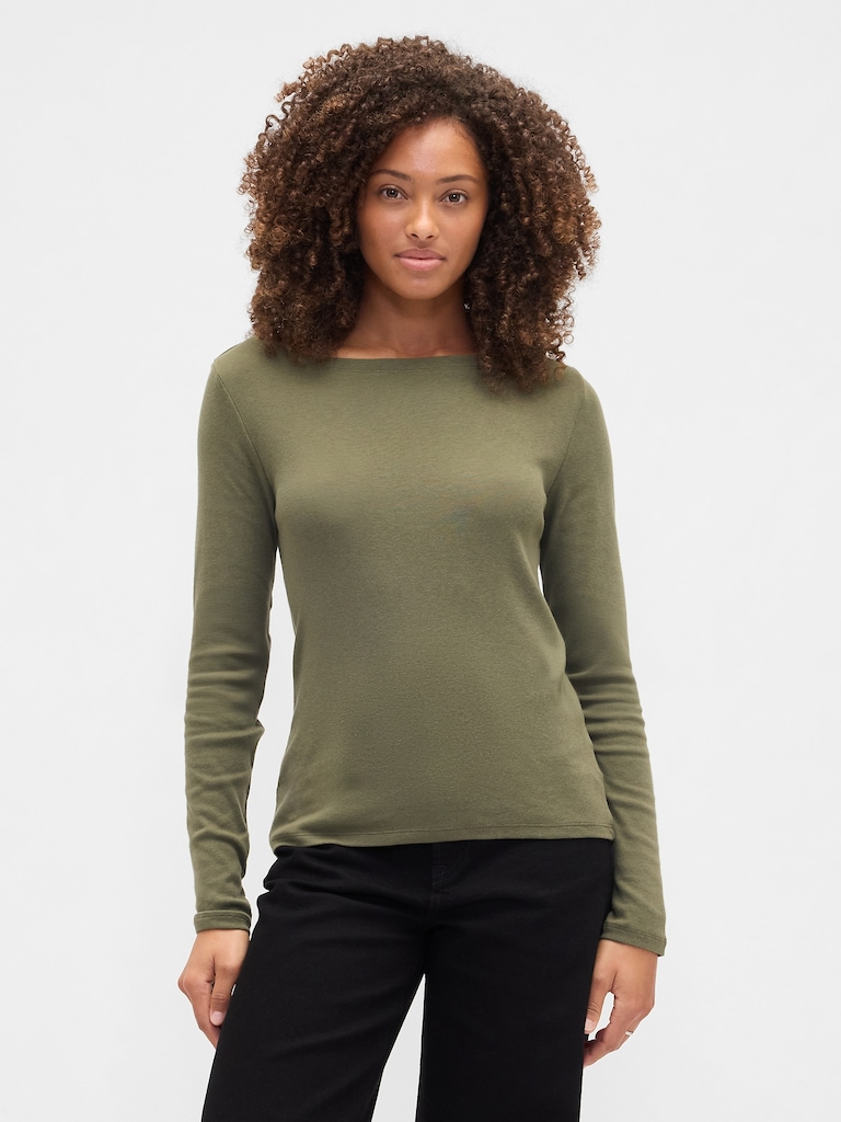 Modern Ribbed Boatneck T-Shirt
