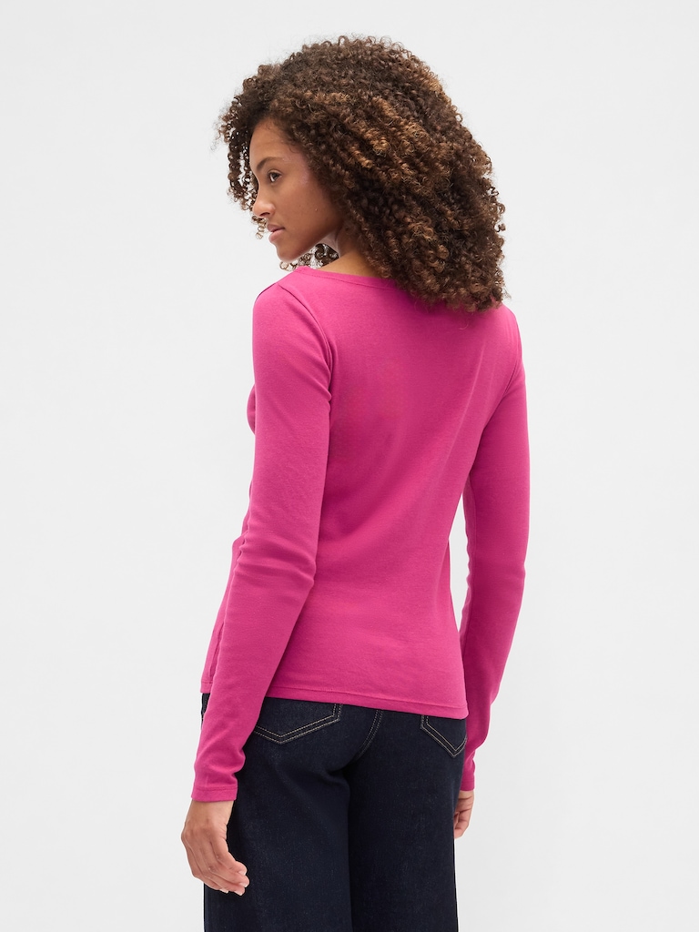 Modern Ribbed Boatneck T-Shirt