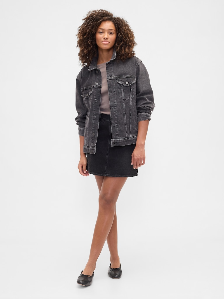 Modern Ribbed Boatneck T-Shirt