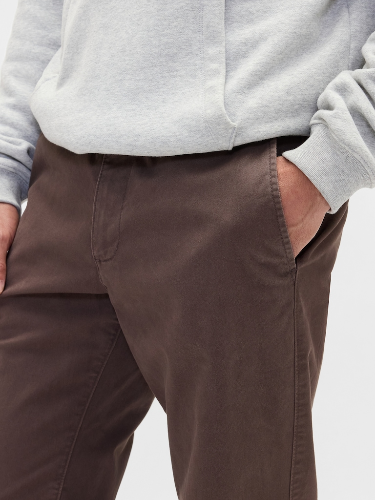 GapFlex Essential Khakis in Straight Fit