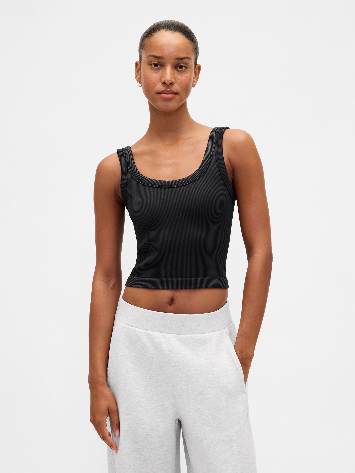 Women GapFit Active Tops Tanks & Sleeveless | Gap