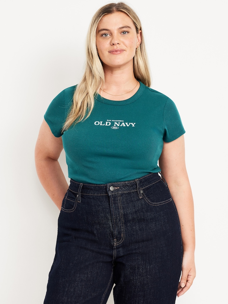 Snug Logo-Graphic T-Shirt