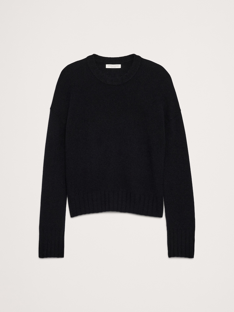 Midweight Cashmere Crew-Neck Sweater